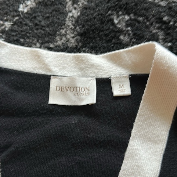 Black and Cream Cardigan with Decorative Buttons - Picture 6 of 11